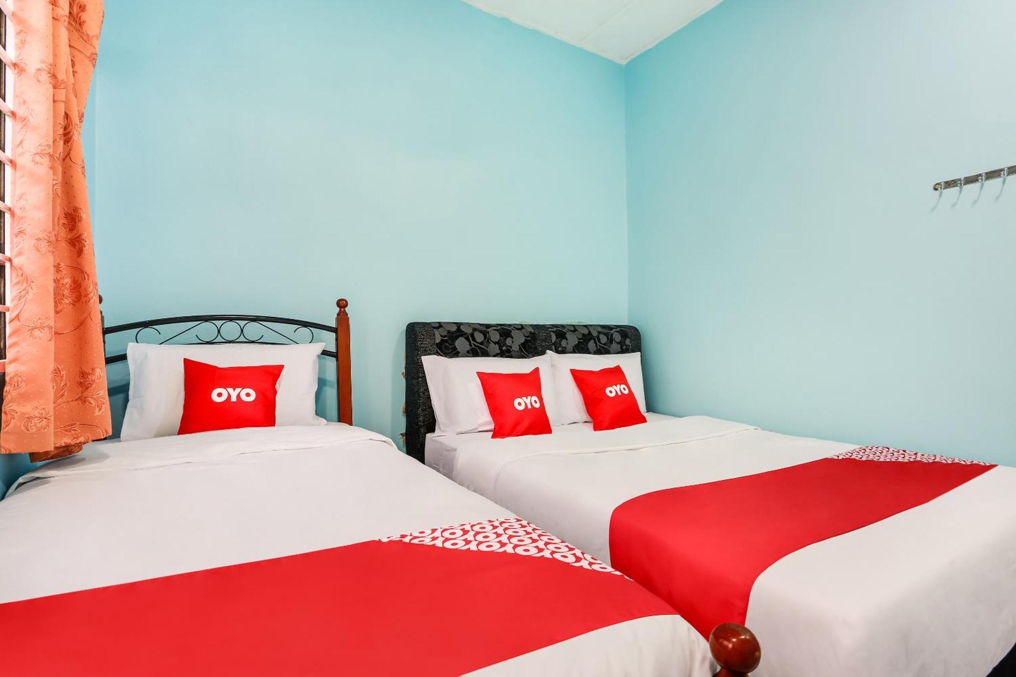 Oyo 44094 Bangi Lanai Hotel Екстер'єр фото