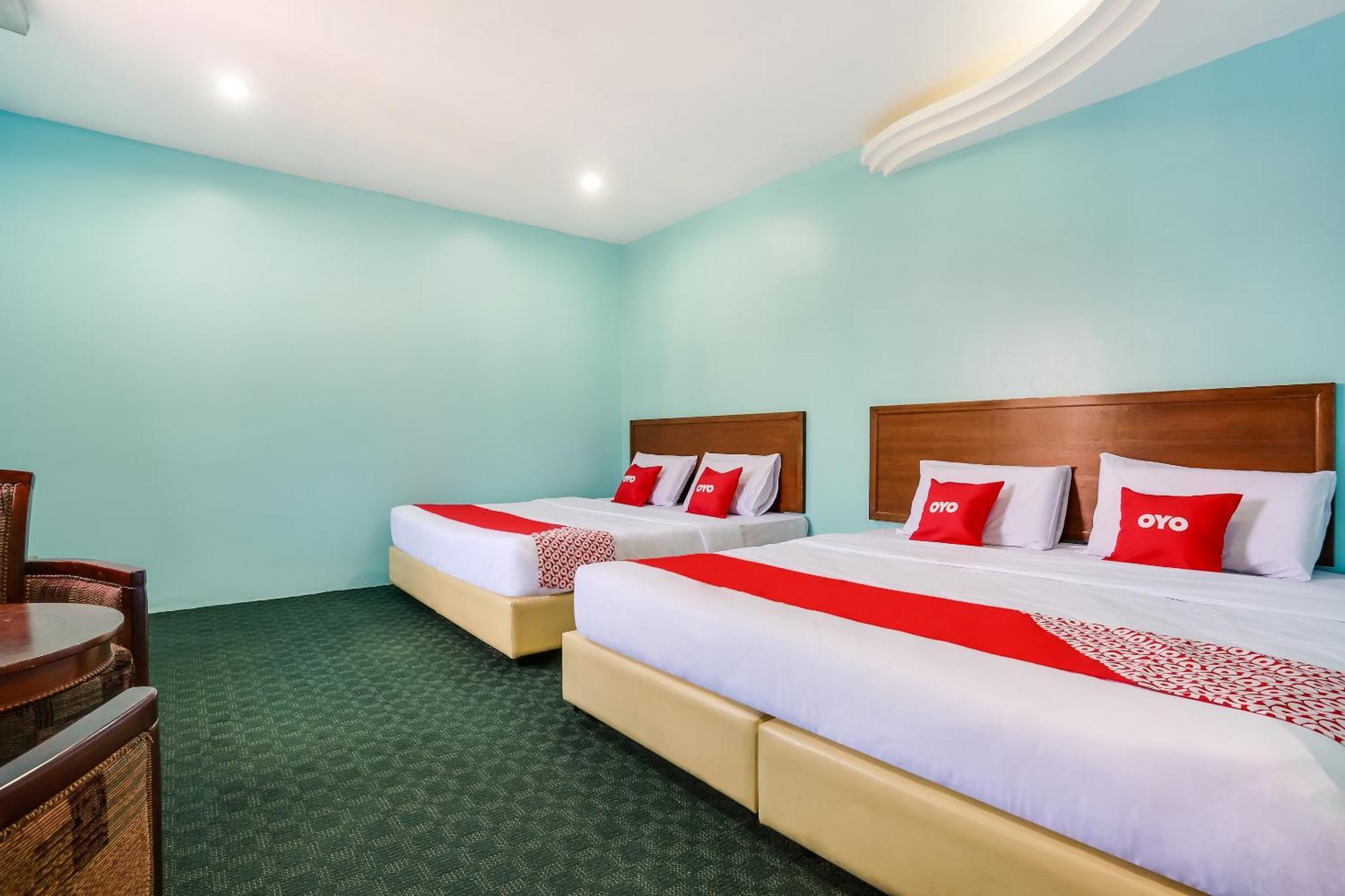 Oyo 44094 Bangi Lanai Hotel Екстер'єр фото